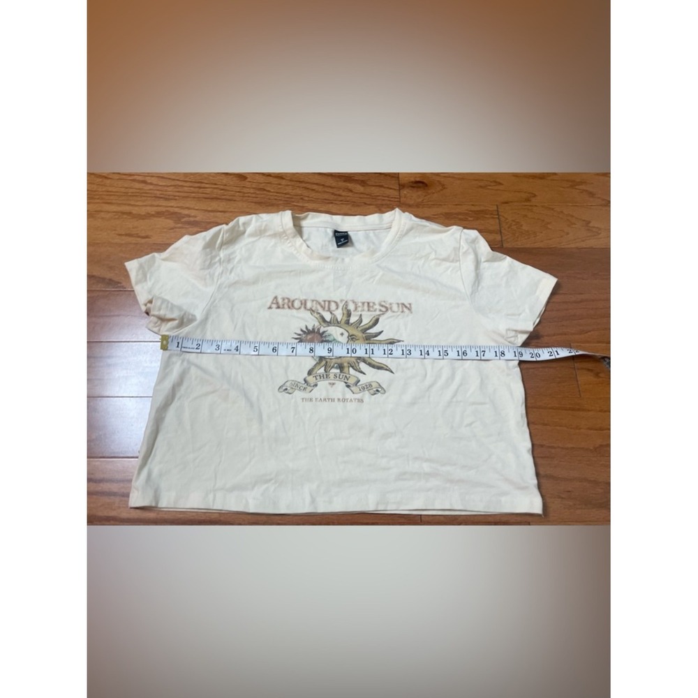 Dazy Women Cream Around The Sun Celestial Graphic Crop T-Shirt XL Short Sleeve - Picture 5 of 8